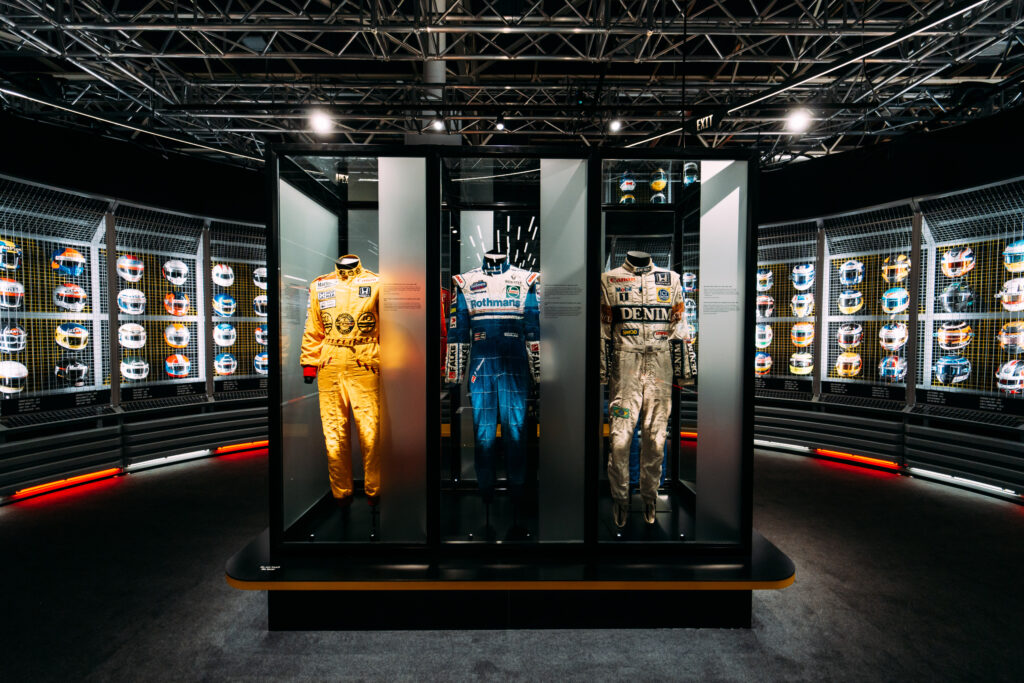 F1-the-exhibition-mannequins-dilobarcelona